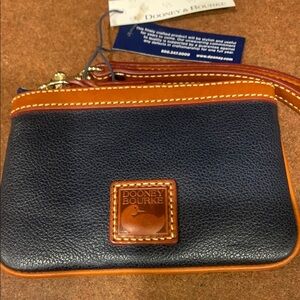 Women’s Dooney & Bourke